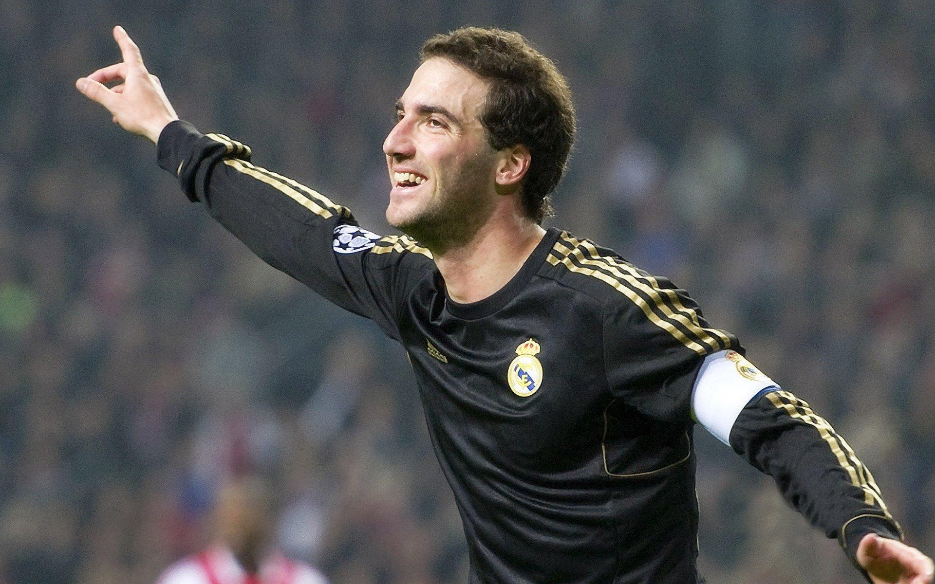 激情对决!曼市德比战上演巅峰较量,红魔主场力克蓝月亮