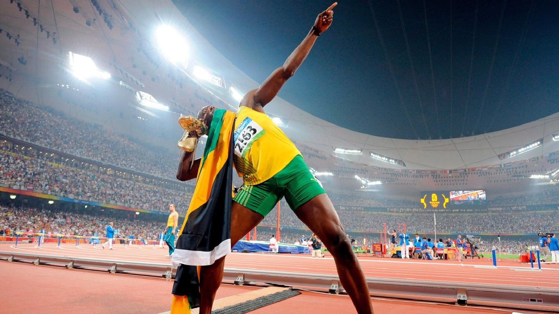 电竞世界杯震撼开赛 全球顶尖战队争夺荣耀